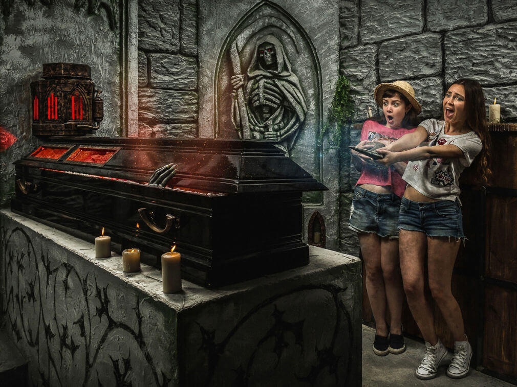 1 Фото квест кімнати Гробниця Графа Дракули в місті Київ