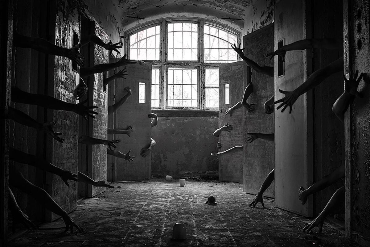 1 Фото квест кімнати Зниклі в голодному домі в місті Київ