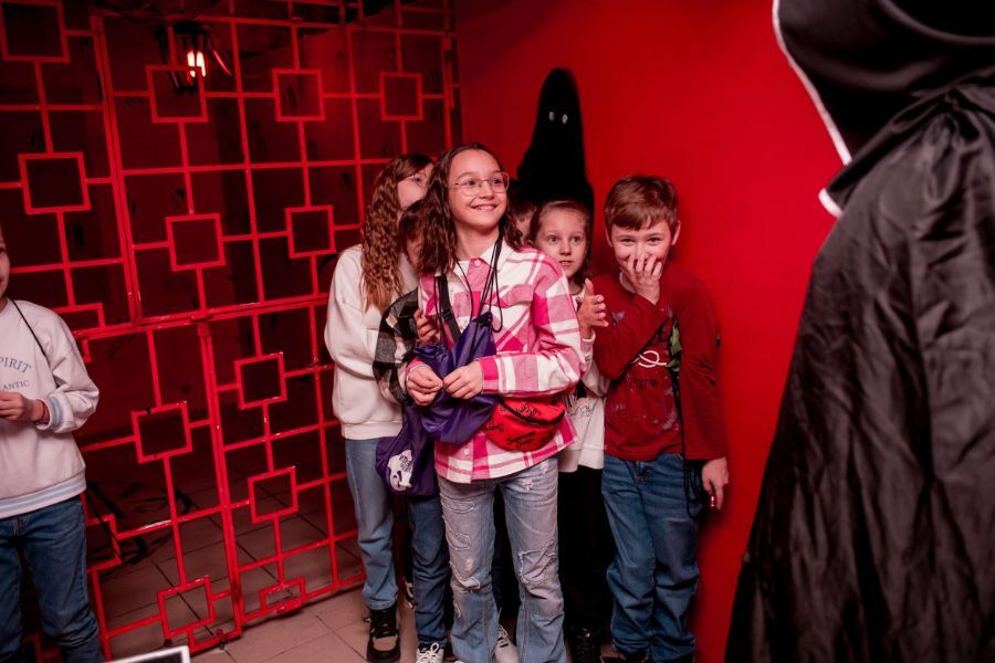 1 Фото квест кімнати ВІП День народження. Бешкетні Привиди в місті Київ