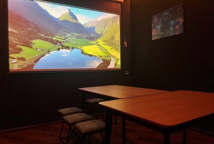 Фото квест комнаты День рождения под ключ Окульто в городе Львов