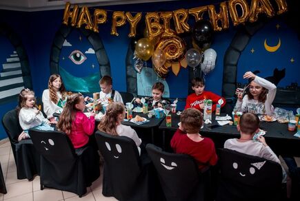 Картинка квест кімнати ВІП День народження. Бешкетні Привиди в місті Київ